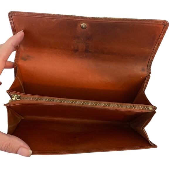 Louis Vuitton Brown Sarah Epi Wallet - Picture 9 of 12